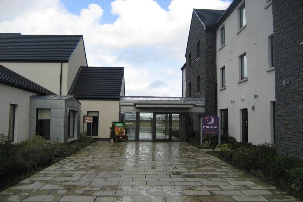Premier Inn Derry / Londonderry Eksteriør bilde